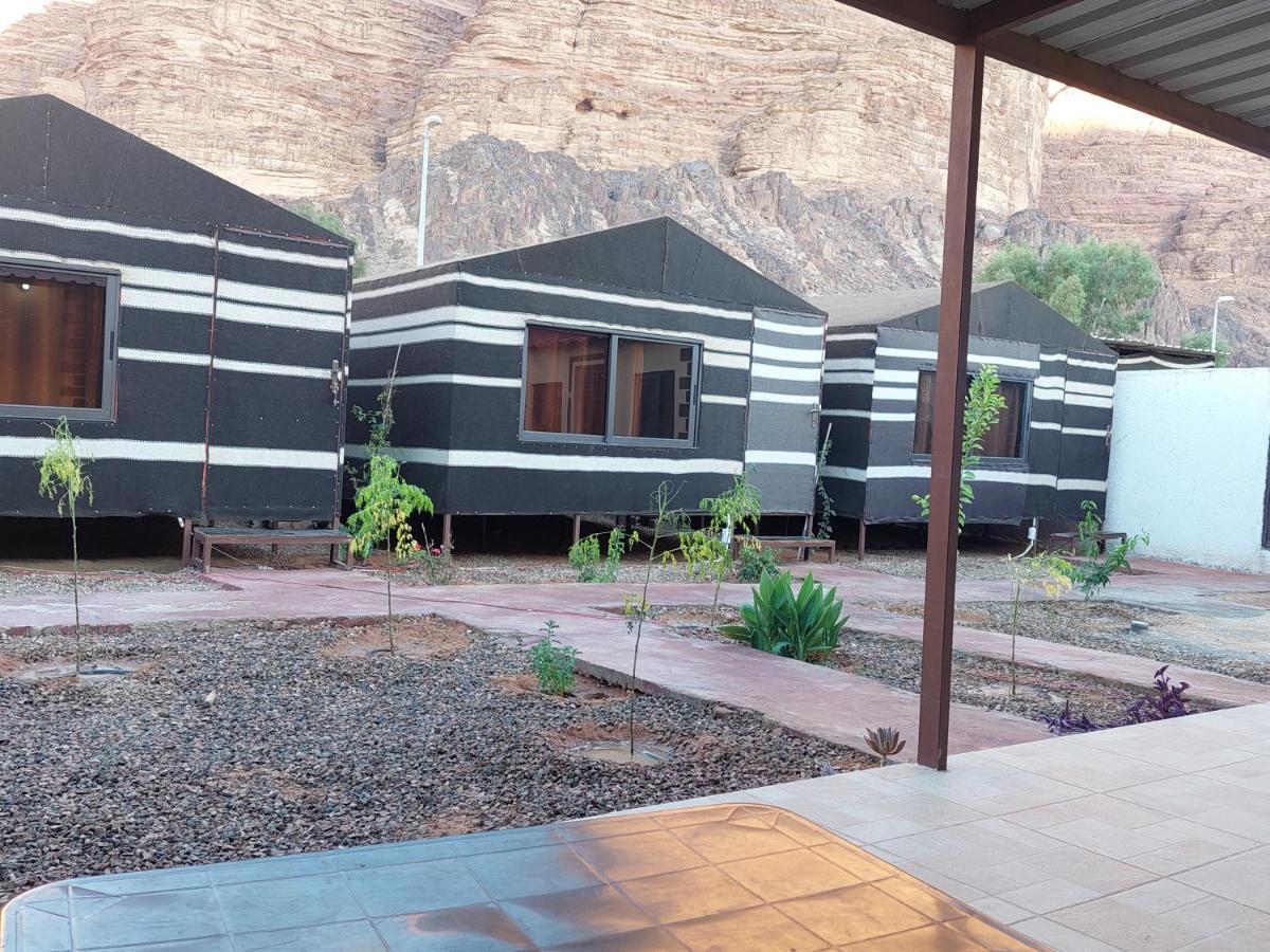 Wadi Rum Oryx Hostel & Tours Exterior foto