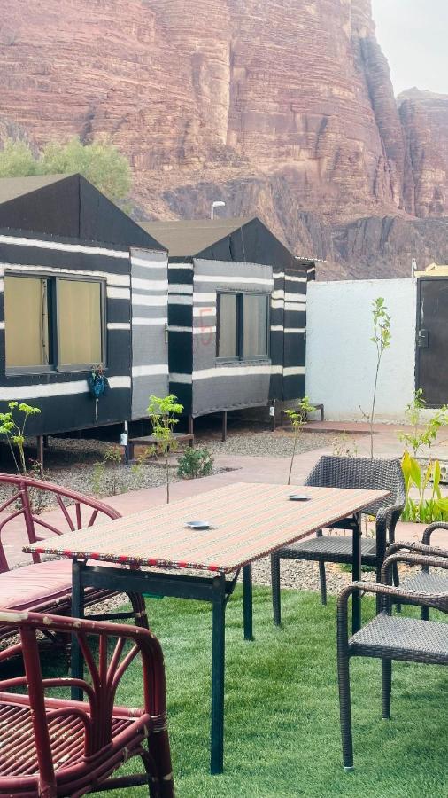 Wadi Rum Oryx Hostel & Tours Exterior foto